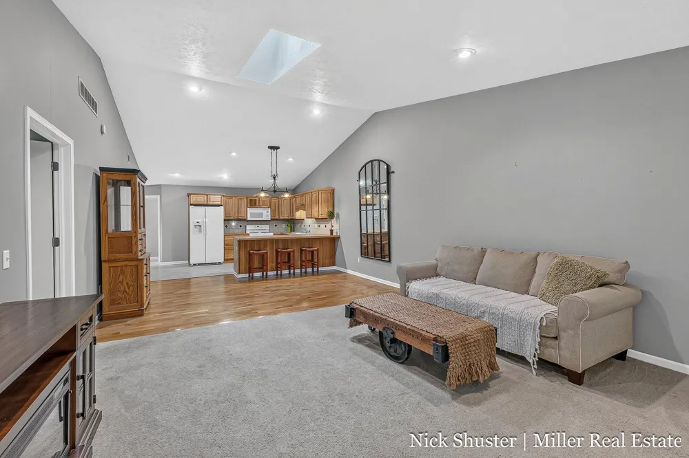 712 Riverwalk Street #11 Hastings, MI 49058