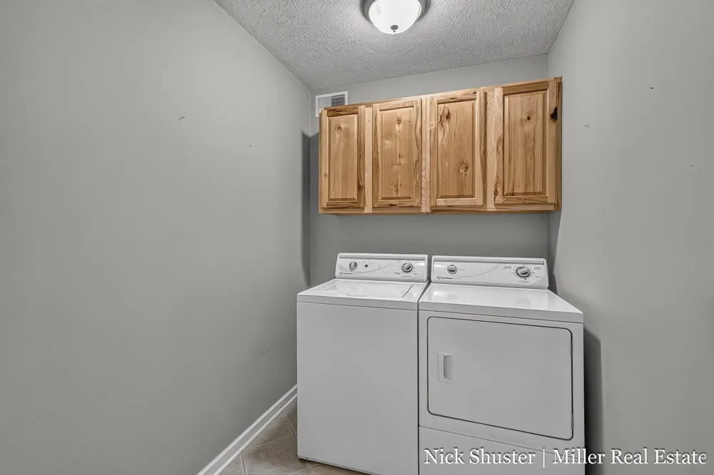 712 Riverwalk Street #11 Hastings, MI 49058