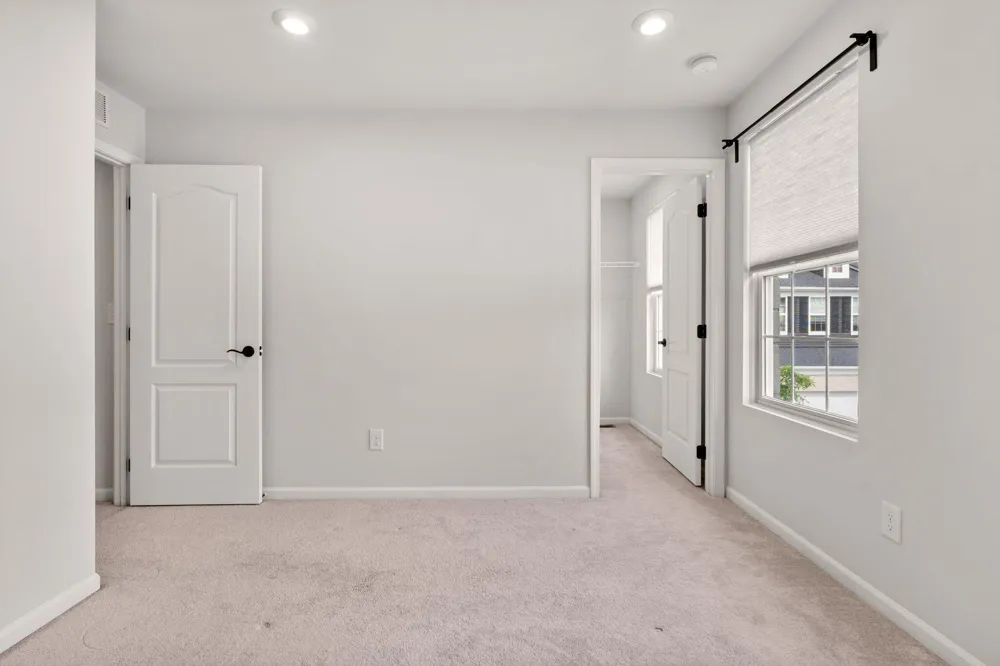2795 Willow Court Ann Arbor, MI 48108