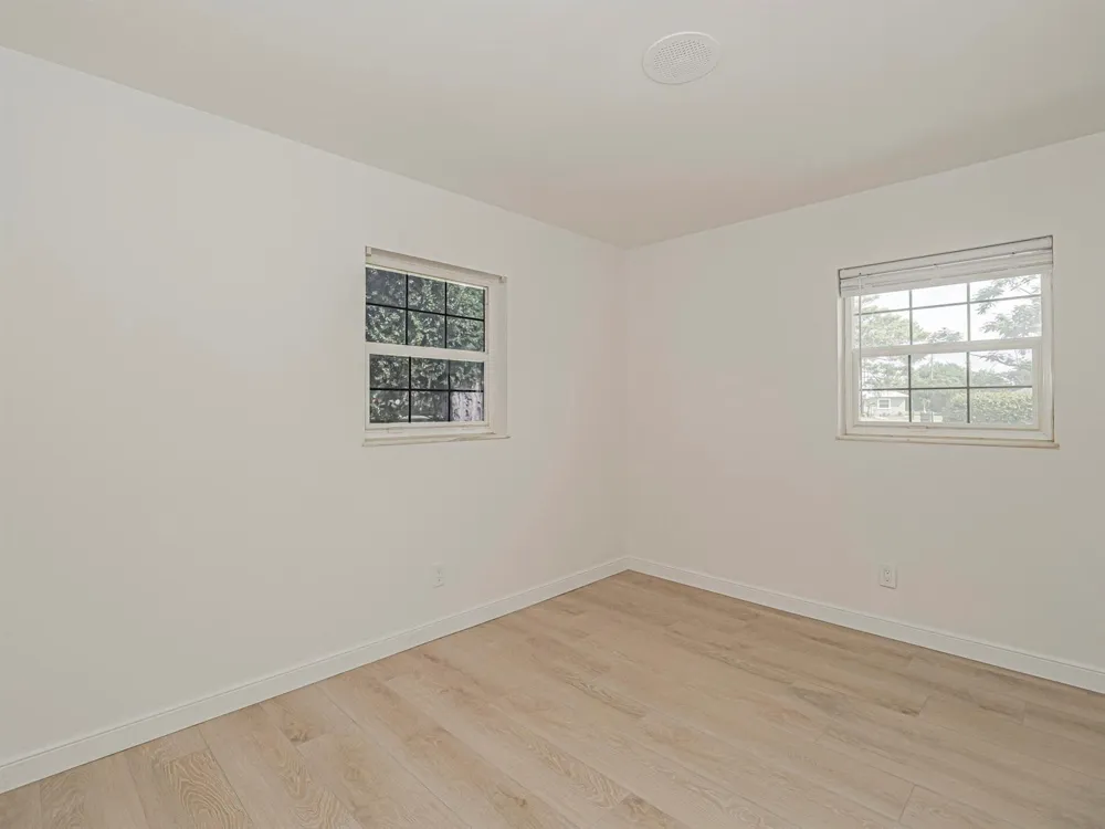 2075 37TH AVENUE #B Vero Beach, FL 32960