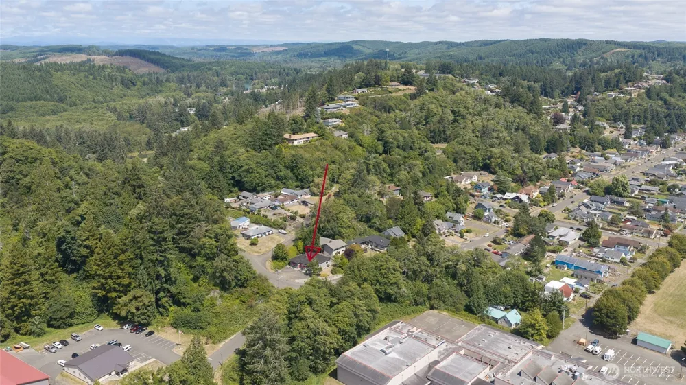 215 W Chenault Avenue Hoquiam, WA 98550