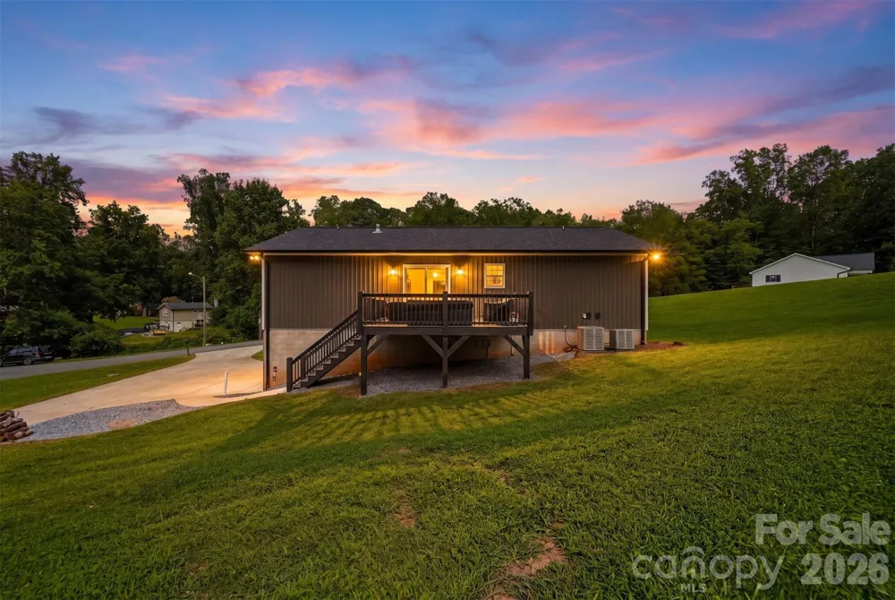 2953 2nd Street Court NW Hickory, NC 28601