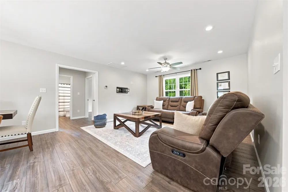 2953 2nd Street Court NW Hickory, NC 28601