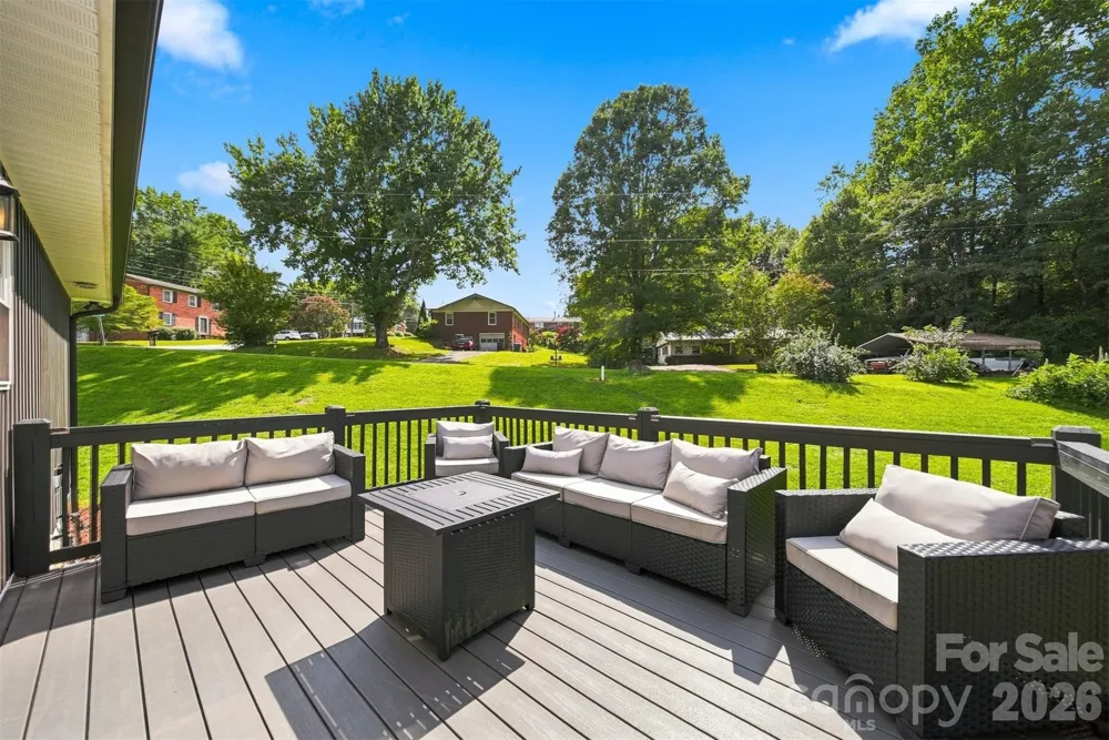 2953 2nd Street Court NW Hickory, NC 28601