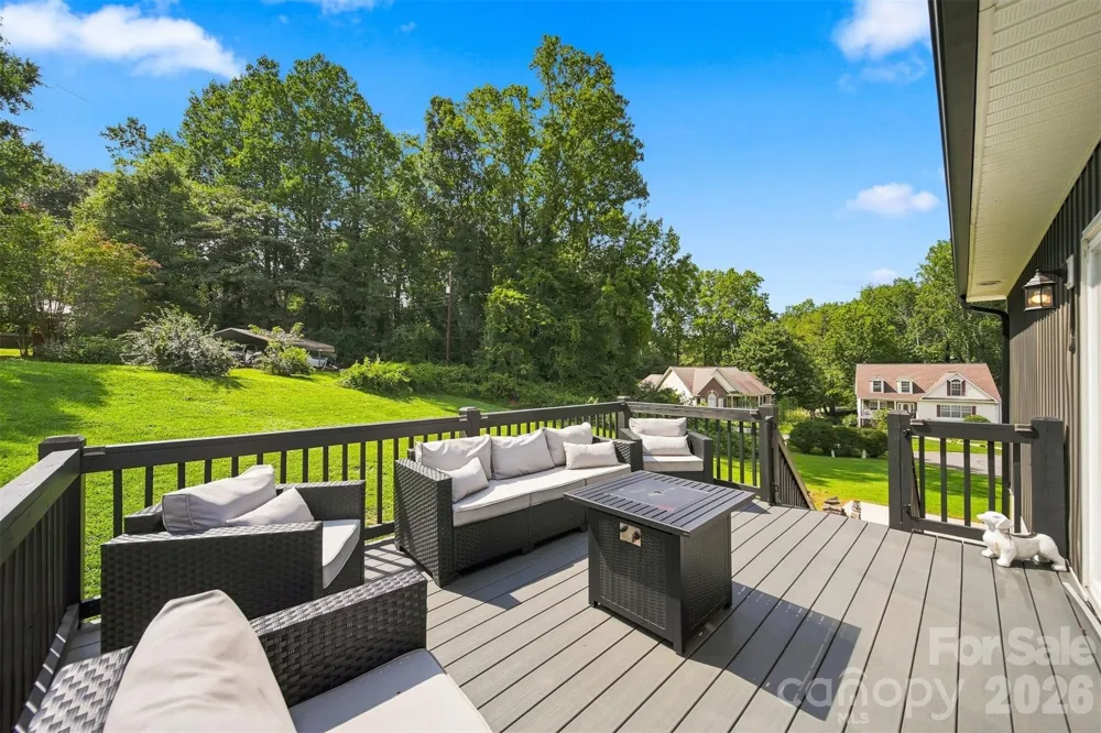 2953 2nd Street Court NW Hickory, NC 28601