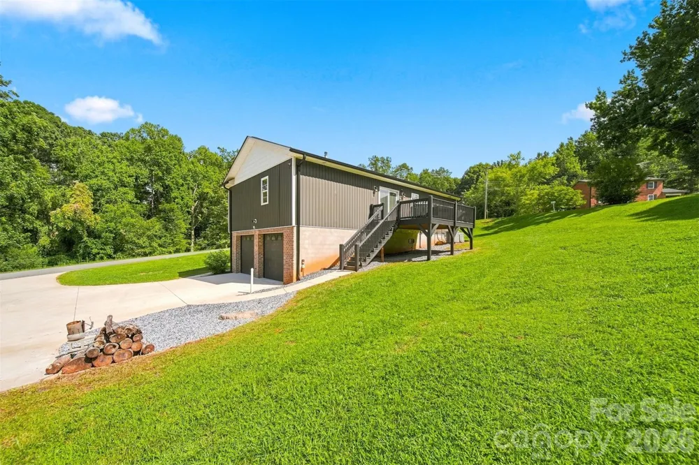 2953 2nd Street Court NW Hickory, NC 28601