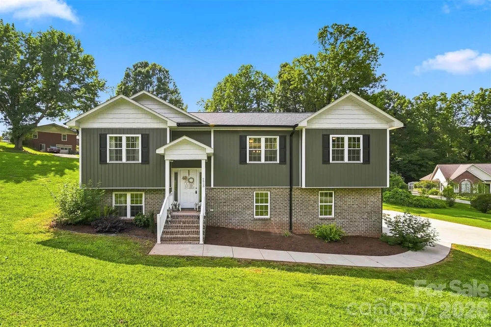 2953 2nd Street Court NW Hickory, NC 28601