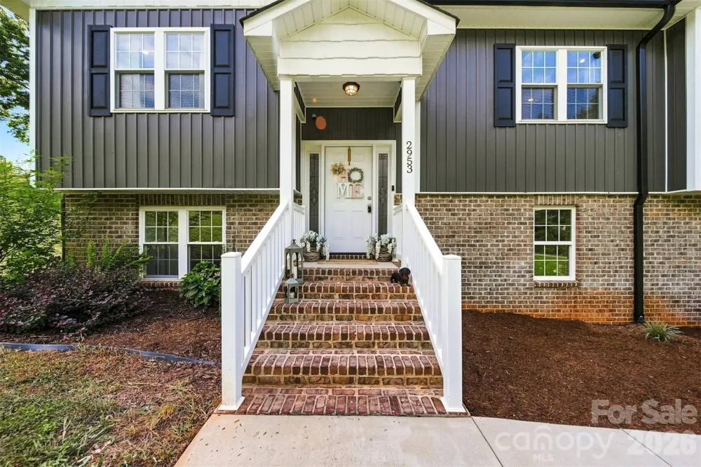 2953 2nd Street Court NW Hickory, NC 28601