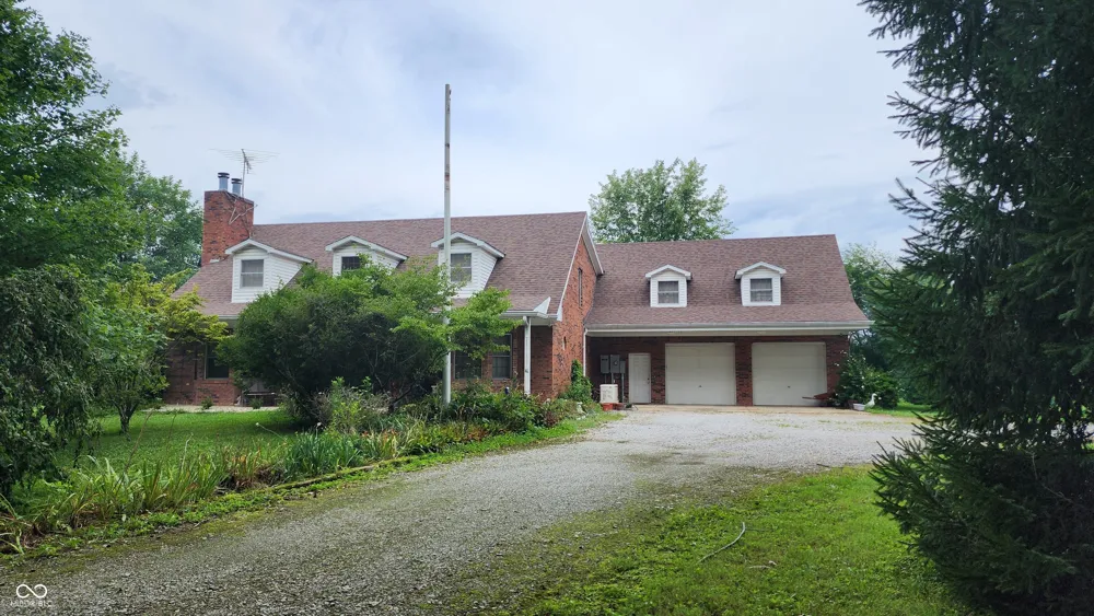 7554 E State Road 44 Shelbyville, IN 46176