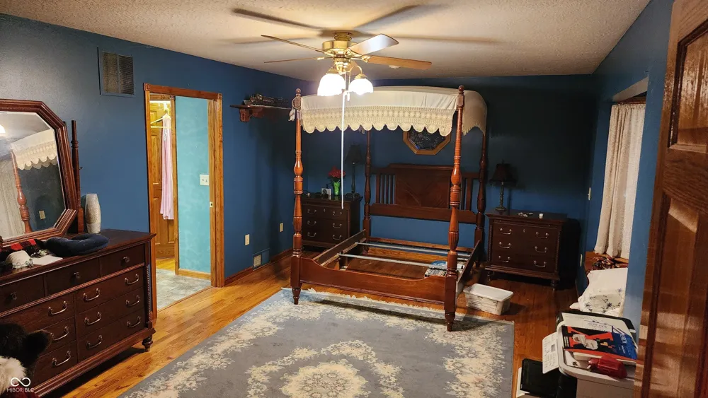 7554 E State Road 44 Shelbyville, IN 46176