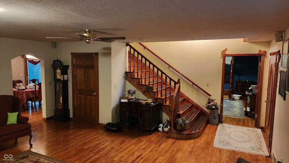 7554 E State Road 44 Shelbyville, IN 46176