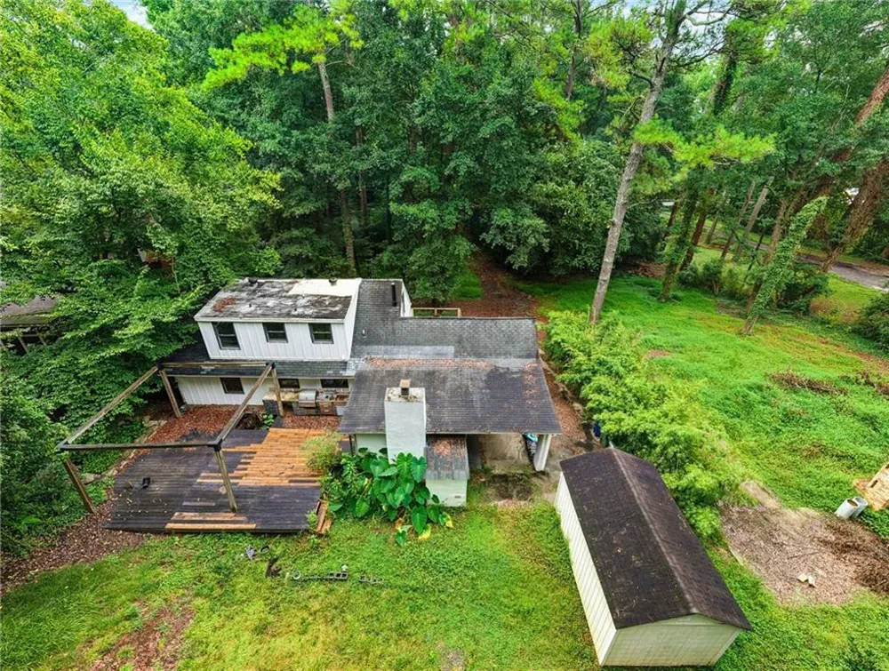 1909 Moores Mill Road NW Atlanta, GA 30318