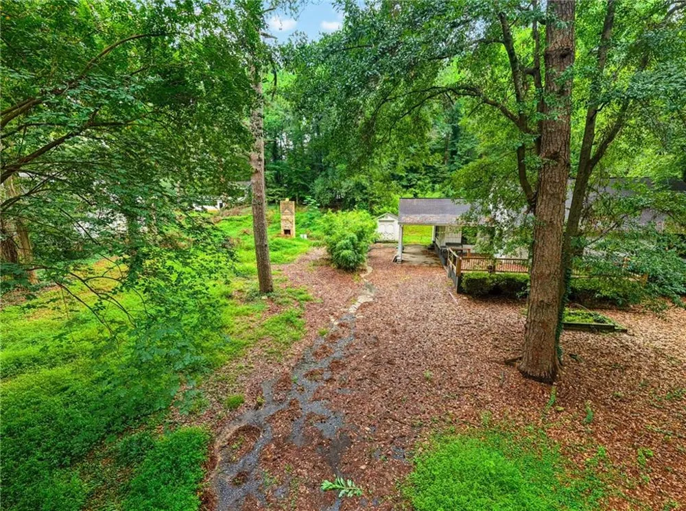 1909 Moores Mill Road NW Atlanta, GA 30318