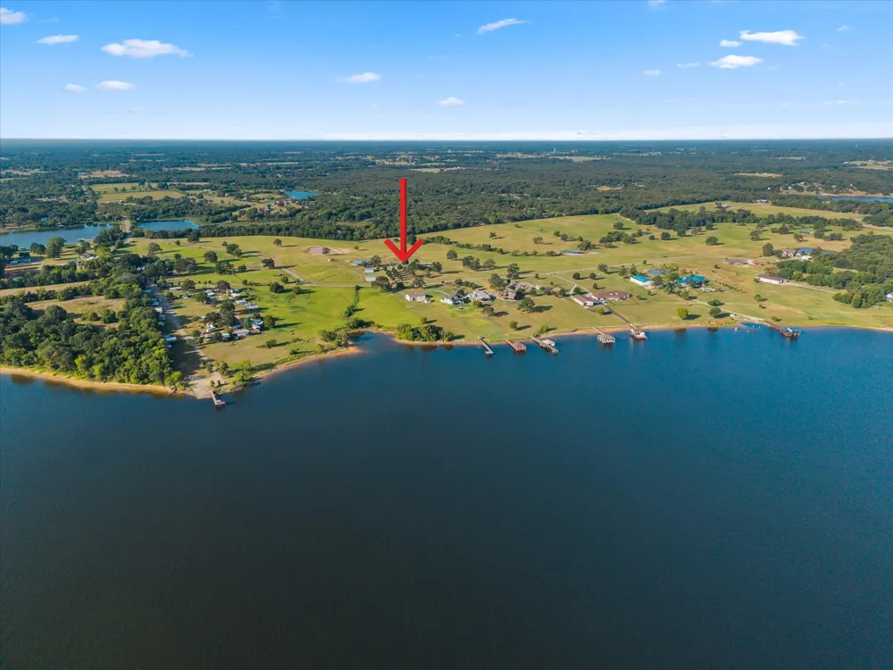 351 Rs County Road 3378 Emory, TX 75440