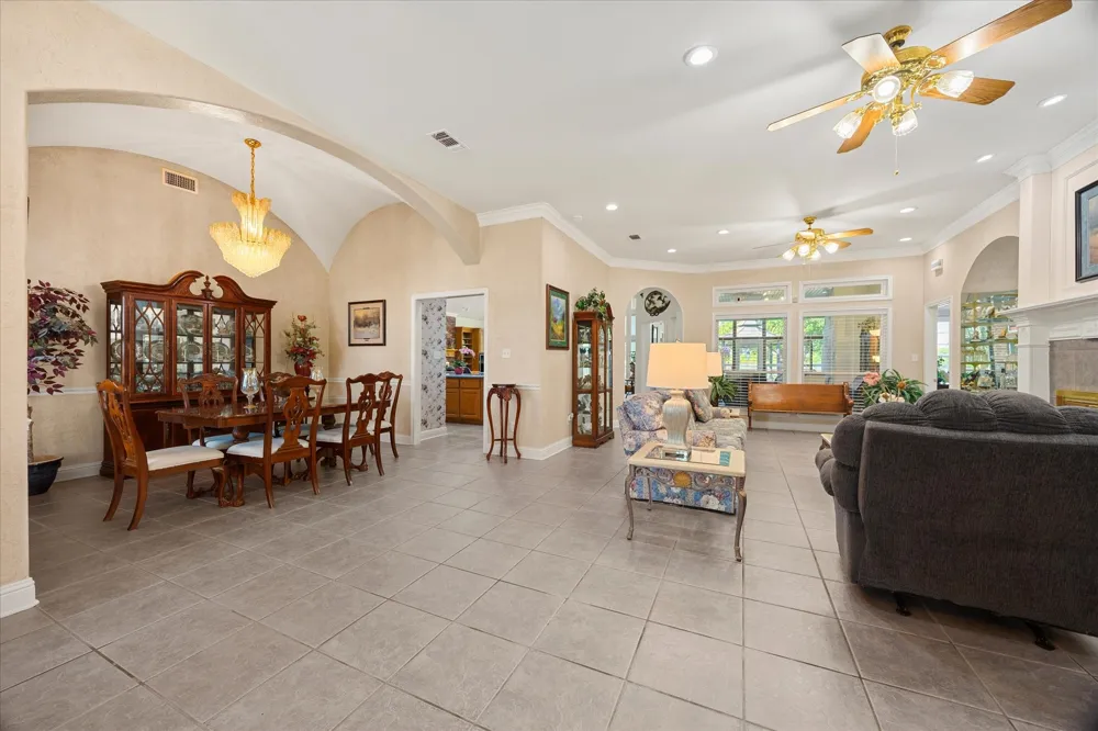 351 Rs County Road 3378 Emory, TX 75440