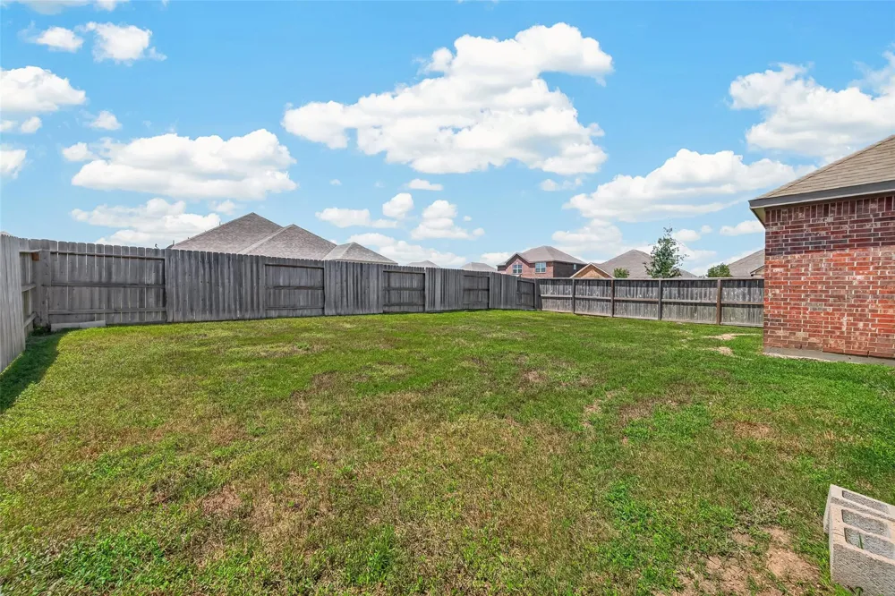 3205 Foresail Lane Santa Fe, TX 77510
