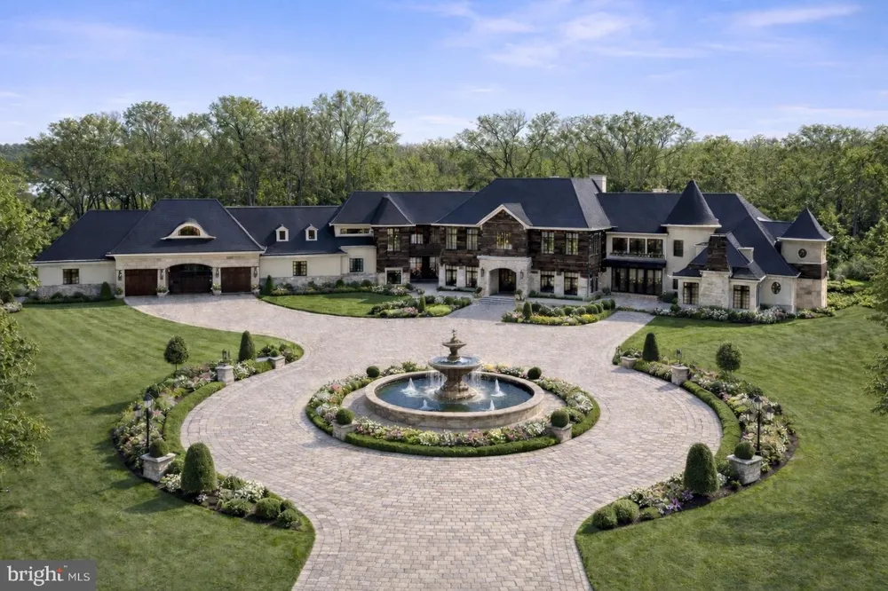 15125 DEVLIN DRIVE Glenelg, MD 21737