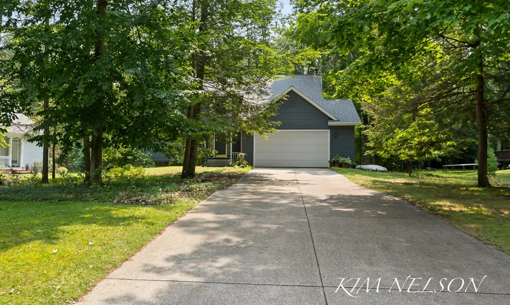 4677 Doug Drive Whitehall, MI 49461