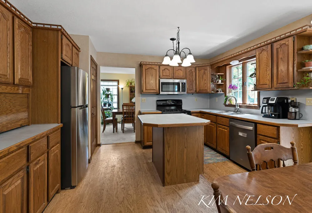 4677 Doug Drive Whitehall, MI 49461