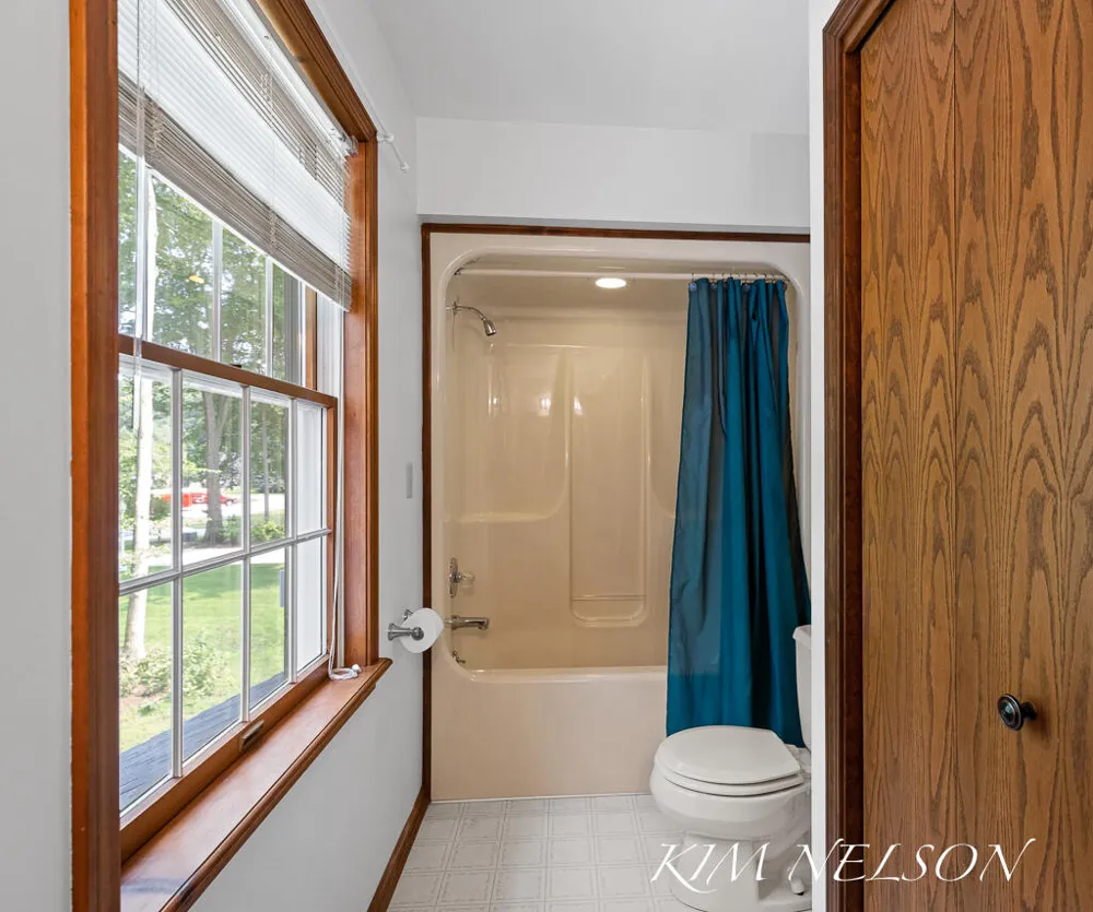 4677 Doug Drive Whitehall, MI 49461