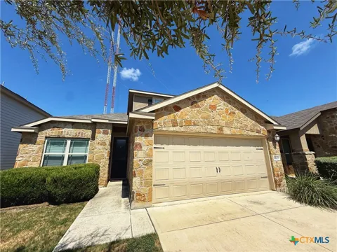 8819 Straight Oaks