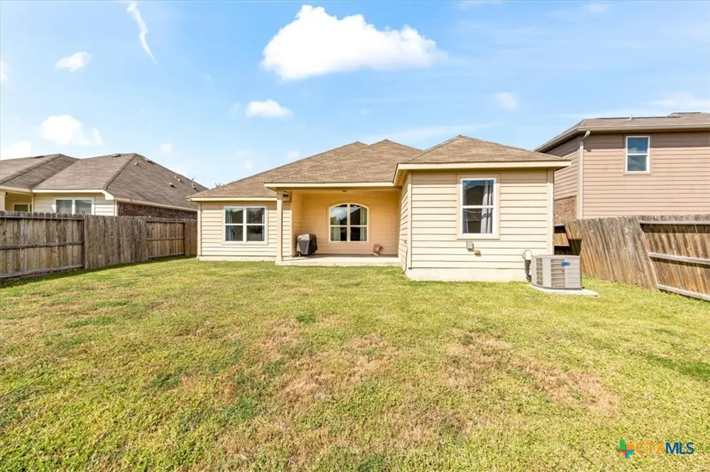 330 Callalily New Braunfels, TX 78132
