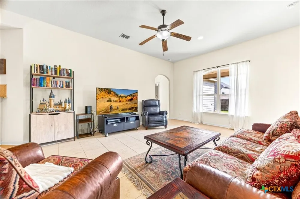 330 Callalily New Braunfels, TX 78132