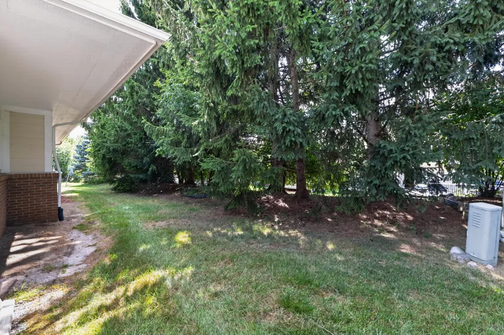 35075 Hillside Drive Farmington Hills City, MI 48335