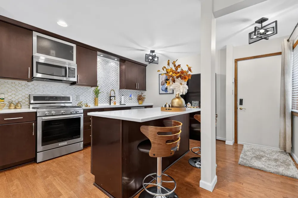 35075 Hillside Drive Farmington Hills City, MI 48335