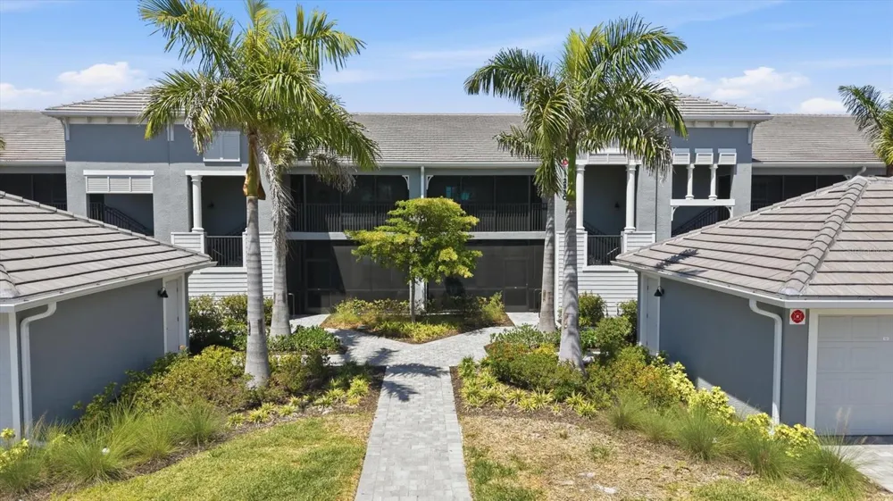 12580 GALAPAGOS COURT ##204 Venice, FL 34293
