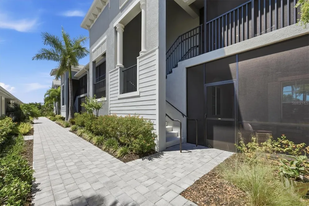 12580 GALAPAGOS COURT ##204 Venice, FL 34293