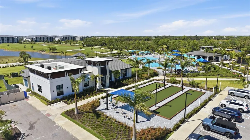 12580 GALAPAGOS COURT ##204 Venice, FL 34293