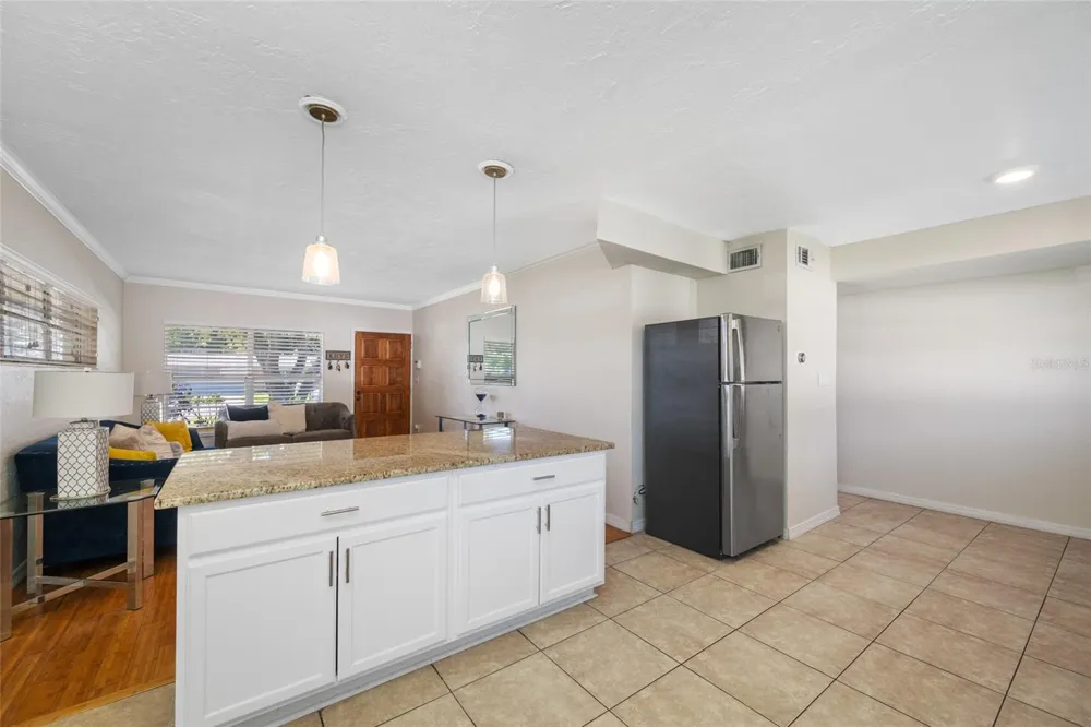 6410 WALTON WAY Tampa, FL 33610