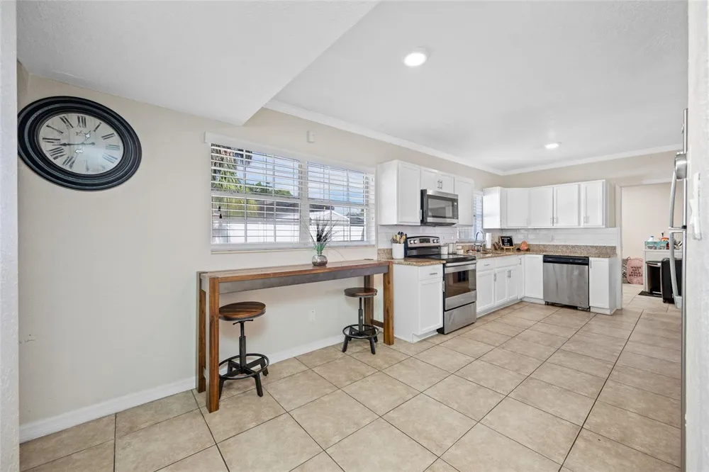 6410 WALTON WAY Tampa, FL 33610