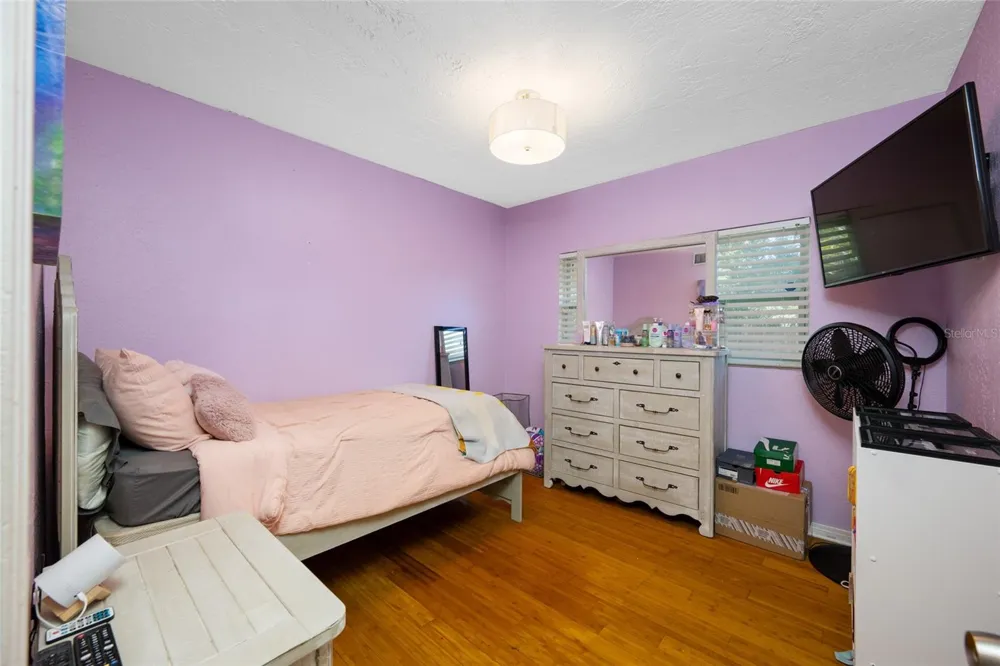 6410 WALTON WAY Tampa, FL 33610