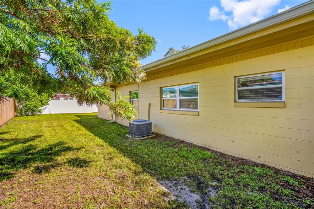 6410 WALTON WAY Tampa, FL 33610