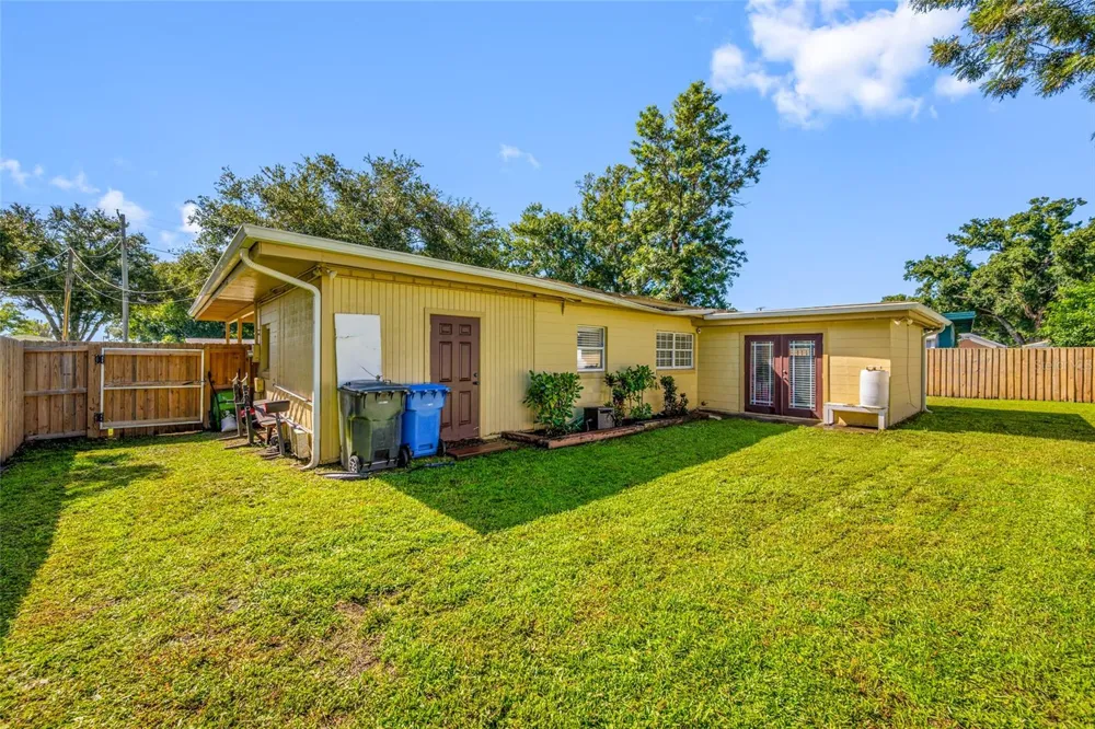 6410 WALTON WAY Tampa, FL 33610