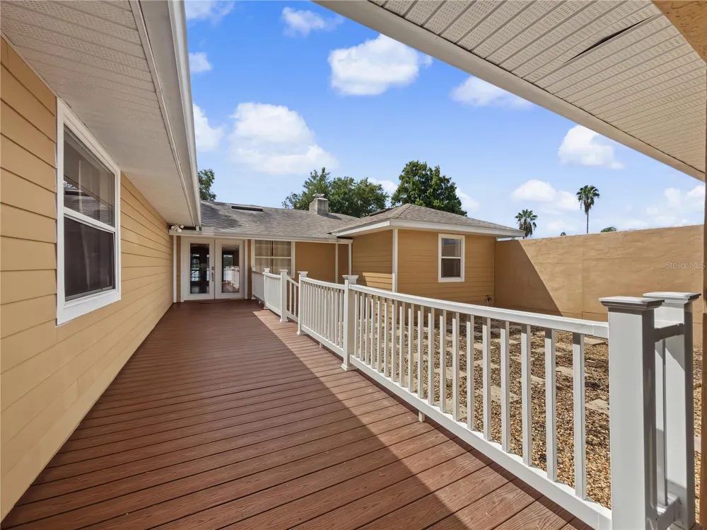125 LAKE ROY DRIVE Winter Haven, FL 33884