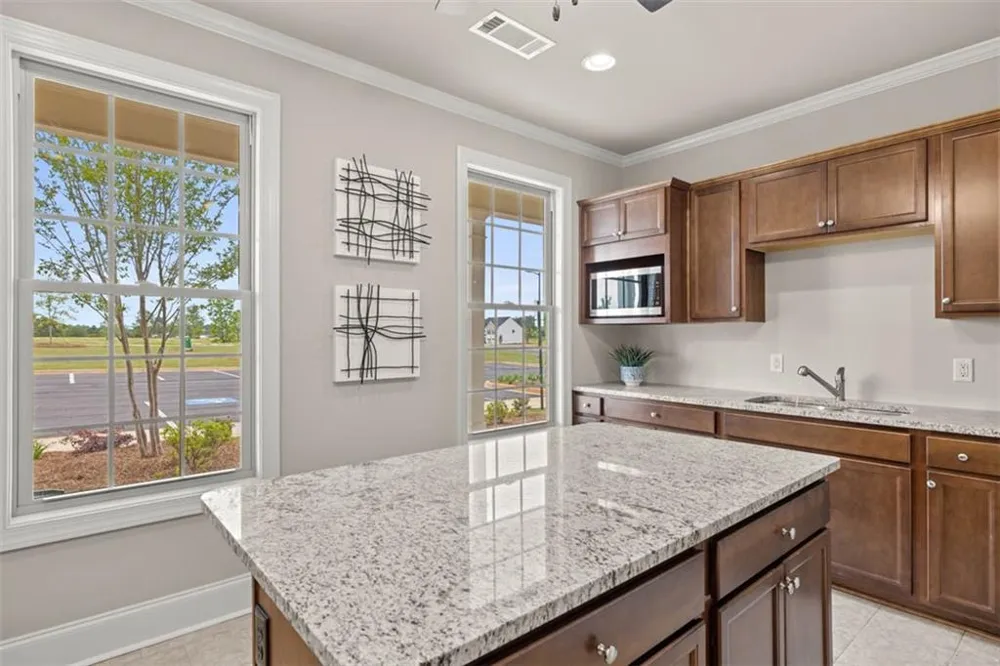300 Defilippe Drive Statham, GA 30666
