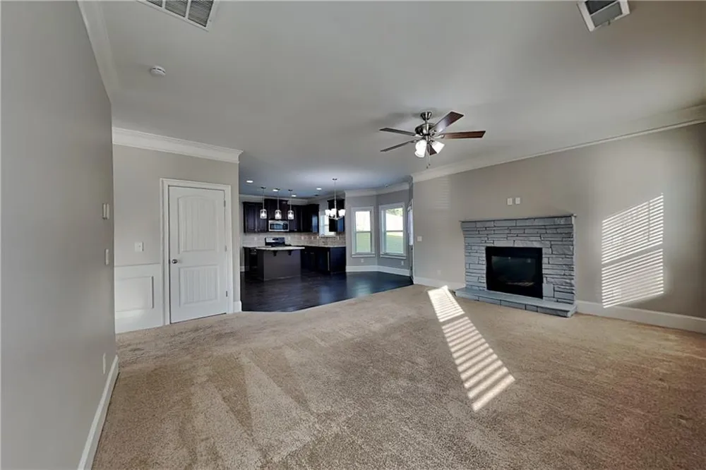 84 Valley View Trail Dallas, GA 30132