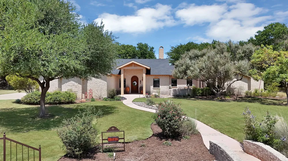 6747 Oak Hill Lane Celina, TX 75009