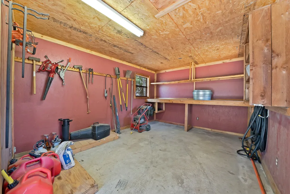 6747 Oak Hill Lane Celina, TX 75009