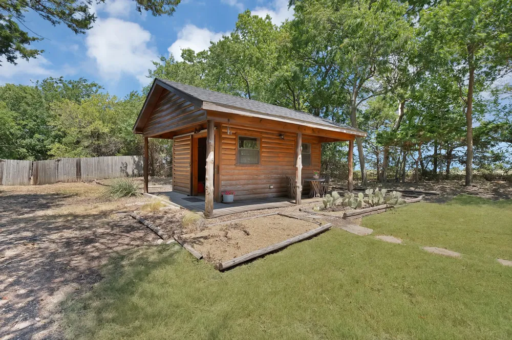6747 Oak Hill Lane Celina, TX 75009