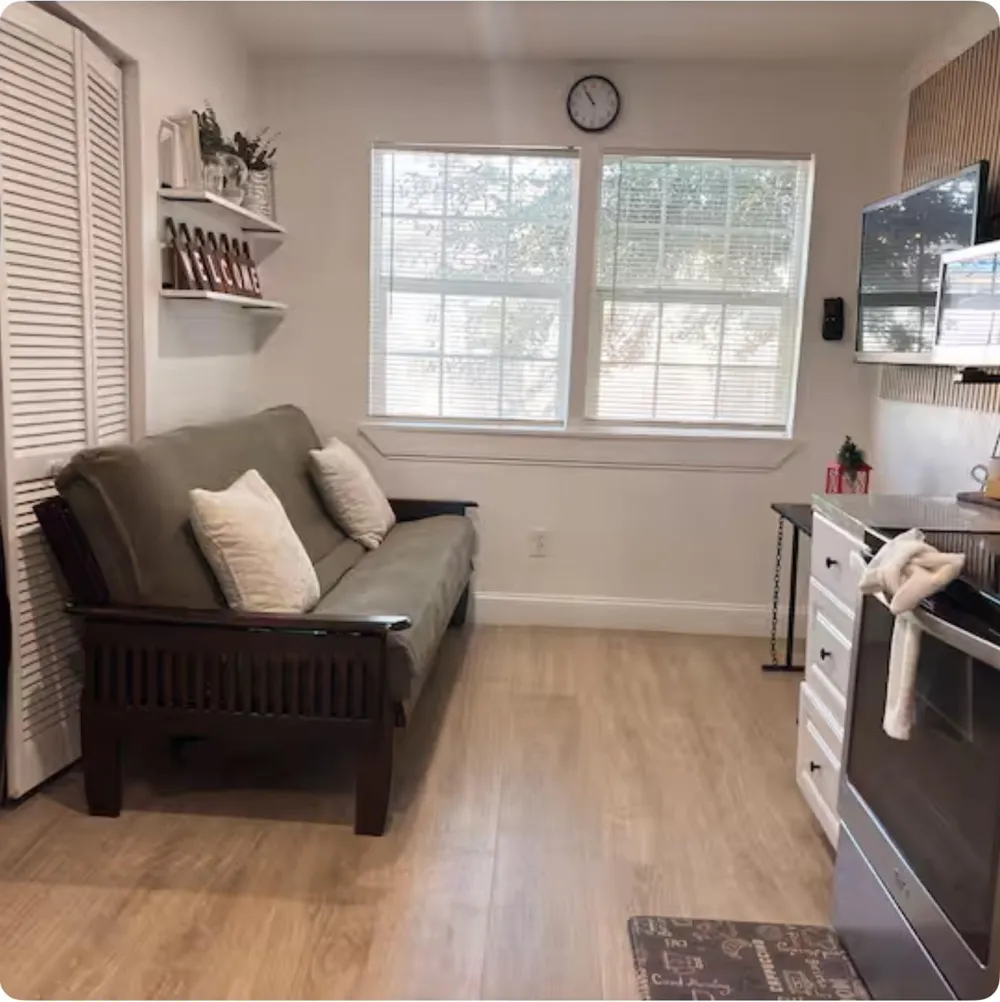 6835 Avenue Q Houston, TX 77011