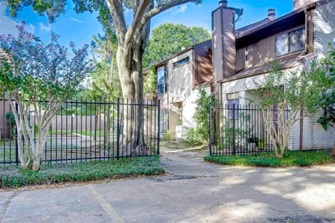 8312 Augustine Drive #D