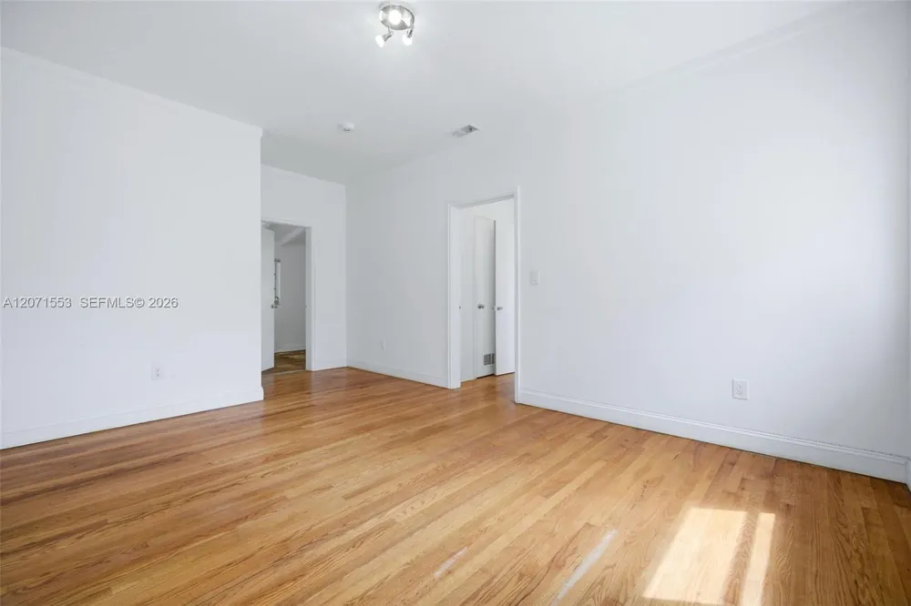 2300 S Miami Ave #2300 Miami, FL 33129