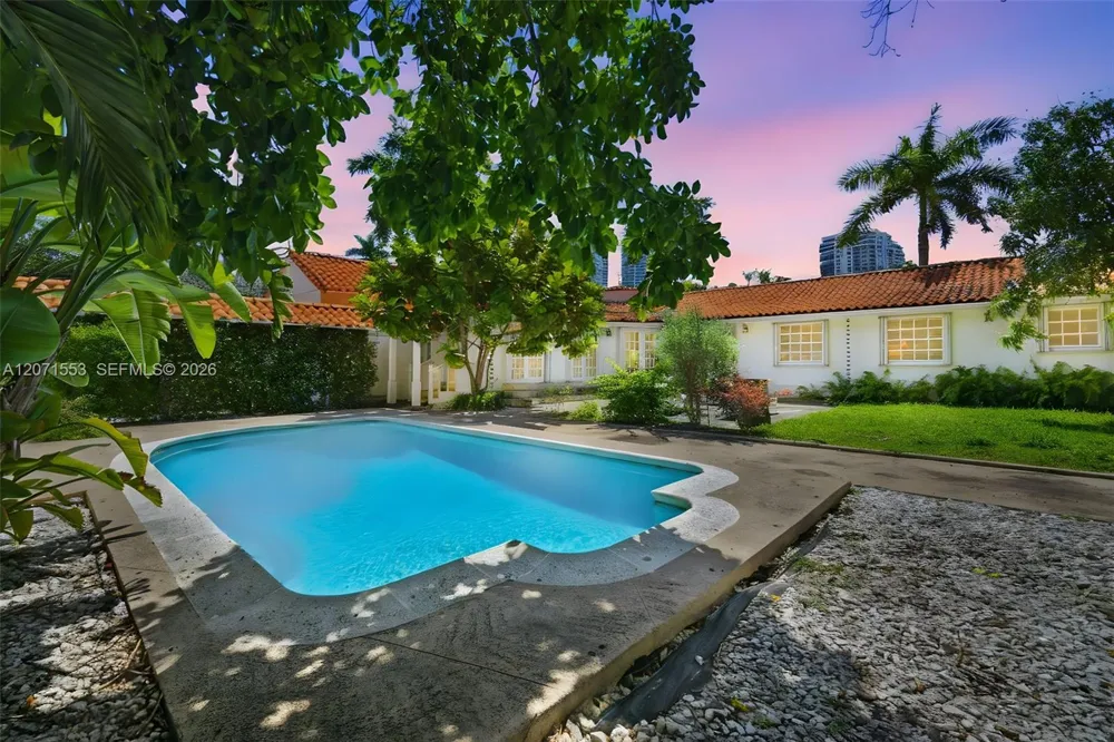 2300 S Miami Ave #2300 Miami, FL 33129