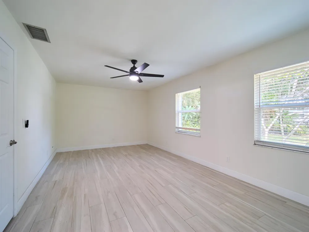 296 SE Wentworth Drive Stuart, FL 34996
