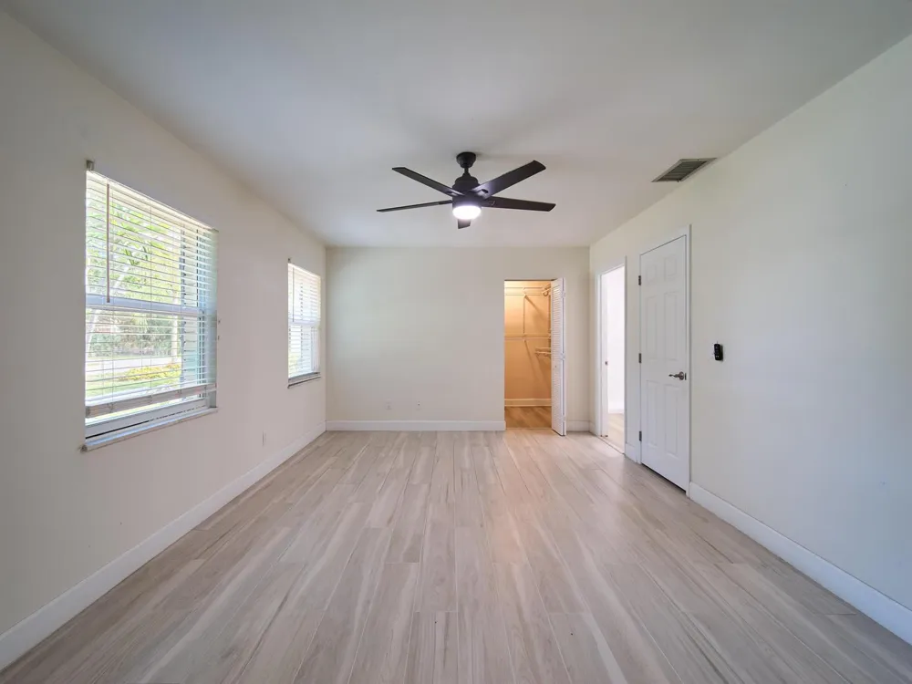296 SE Wentworth Drive Stuart, FL 34996