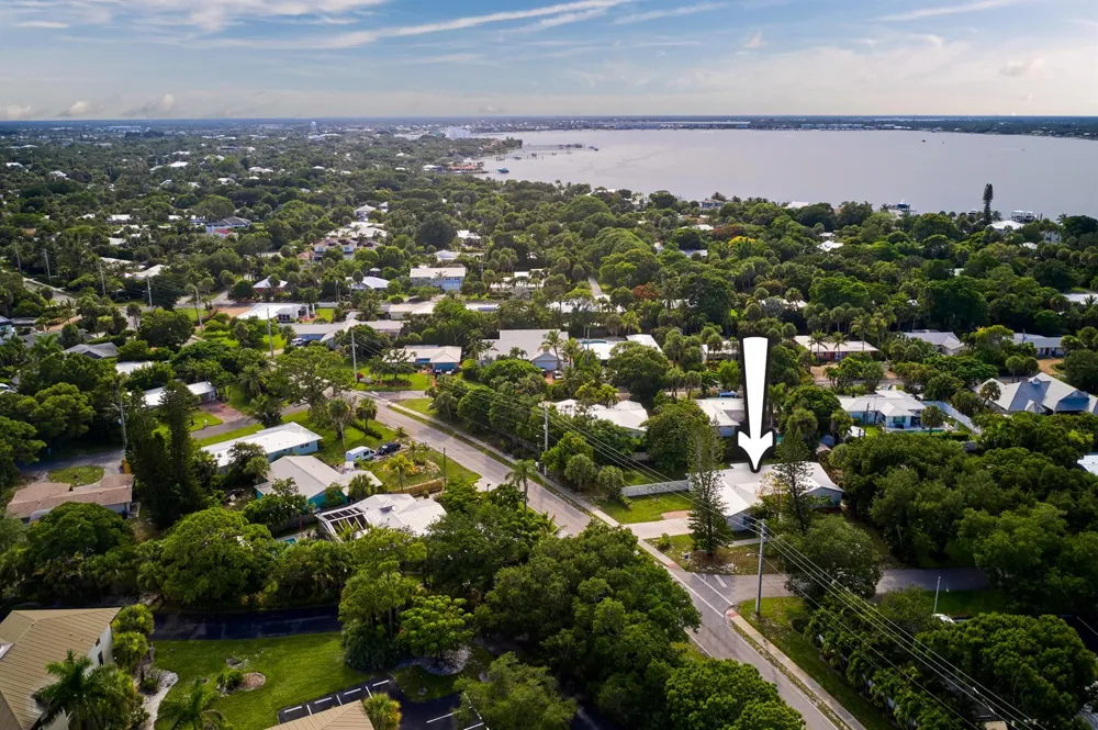 296 SE Wentworth Drive Stuart, FL 34996